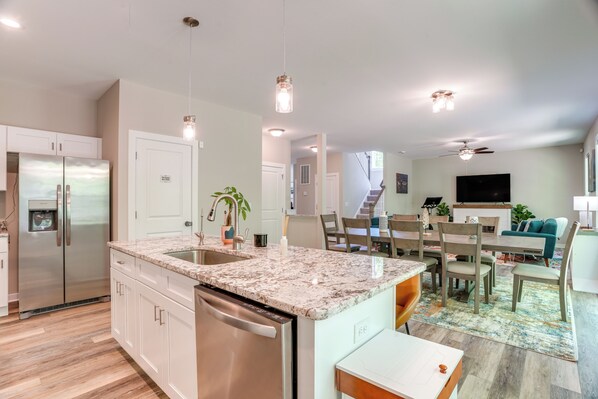 Bumpass Vacation Rental | 4BR | 2.5BA | Stairs Required | 2,800 Sq Ft