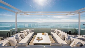 Rooftop terrace with seaview.