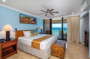 Master Bedroom with Ocean View (King size bed, split-AC)