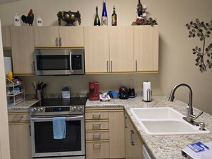 Fully stocked Kitchen...Feel Instantly at Home