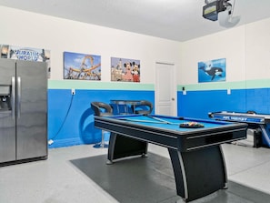 Spielezimmer