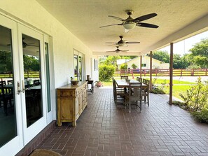 Outdoor dining