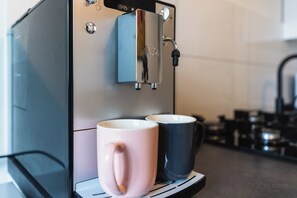 Kaffe och/eller kaffebryggare