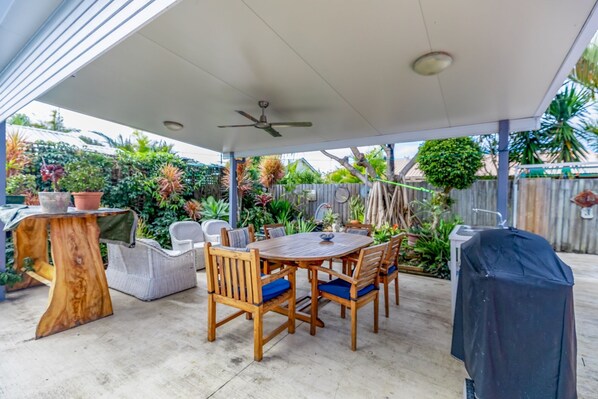 Communal Area/BBQ Area