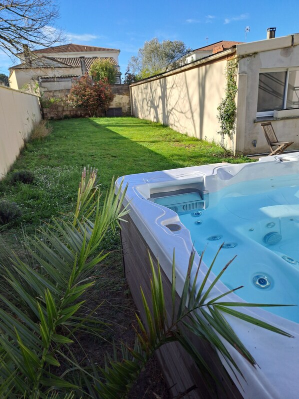Bubbelpool utomhus