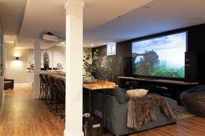 Basement Level | Entertainment Room