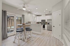 Breakfast nook