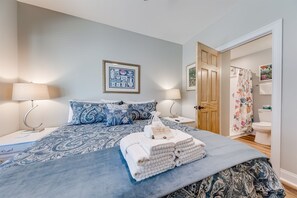 Bedroom with en suite bathroom