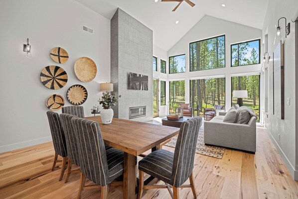18171 Forestbrook-06