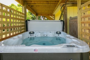 Bain à remous extérieur
