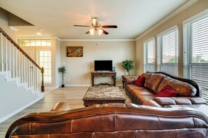 Living Room | Smart TV | Central A/C + Heating | 1st Floor
