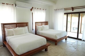 Unit with 2 Double beds