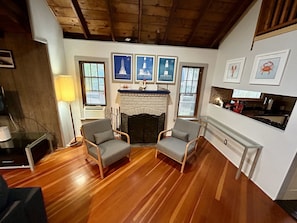 Fireplace/sitting area (in main living room)