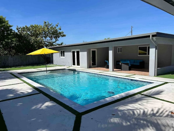 Heated pool