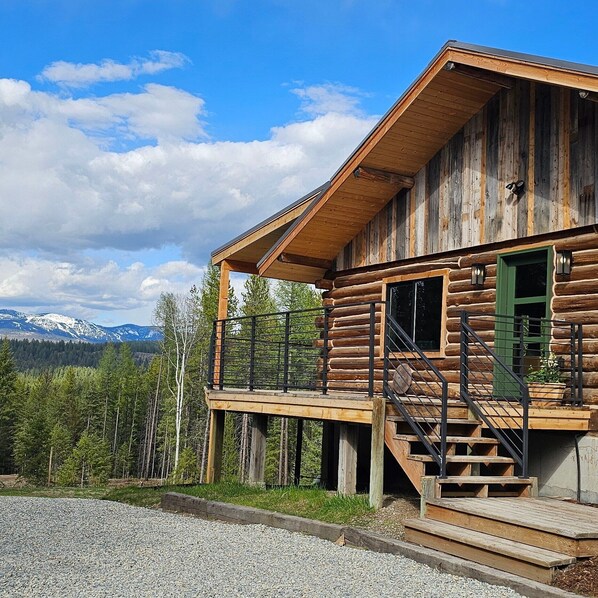 Modern cabin in the woods with spectacular views