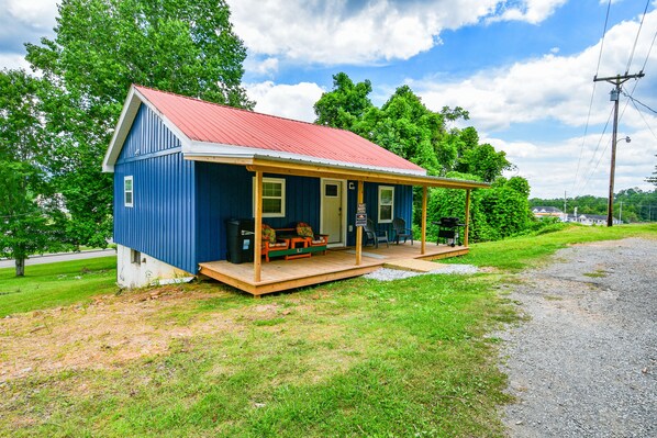 Ducktown Cottage- ocoee river area cottage