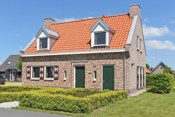 Holiday Home Exterior [summer]