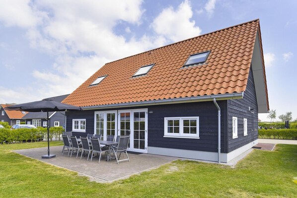 Holiday Home Exterior [summer]