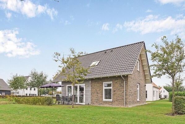 Holiday Home Exterior [summer]