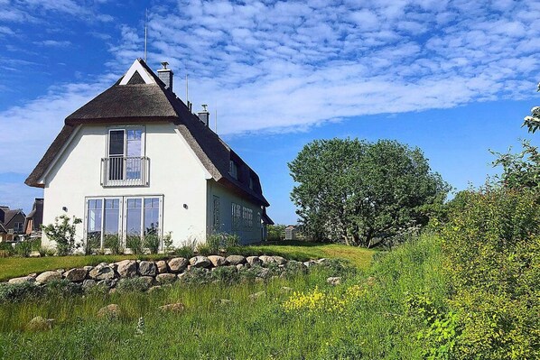 Außenseite Ferienhaus [Sommer]