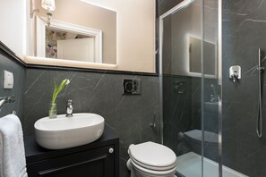 Autumn, Bathroom, Spring, Summer