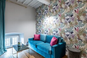 Autumn, Living Room, Spring, Summer, Winter