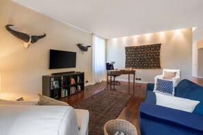Autumn, Living Room, Spring, Summer