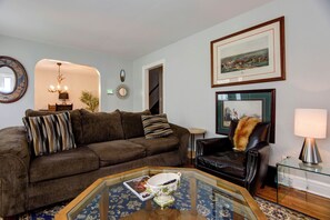 Main living room 