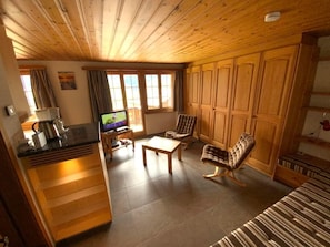 Picture 3
