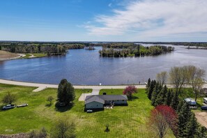 Lakefront Property | Private Dock
