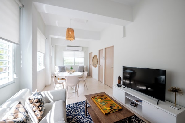 Living Room (1)