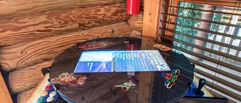 Spielezimmer