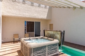 Heated pool and hot tub