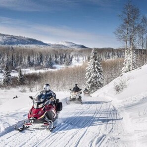Snow and ski sports