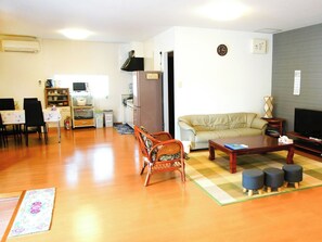 ・"Annex" Living Room: A spacious living room where you can relax and unwind