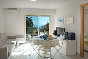 Living and dining room