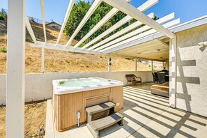 Private Hot Tub
