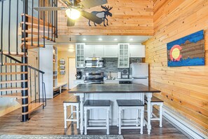 Kitchen | 1st Floor | Cooking Basics | Breakfast Bar