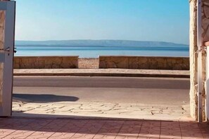 Beach/ocean view