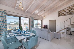 Villa Levanta image