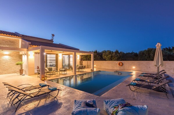 Villa Levanta image