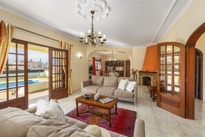 Villa Vista Mar image