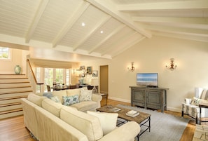 Living Room ~ TV, Vaulted Ceilings and a Gas Fireplace