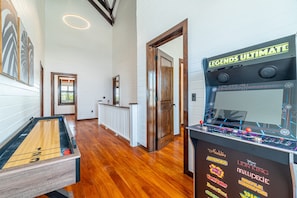 Spielezimmer