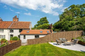 Bottom Garden