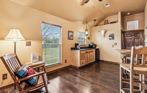 The Duke Kitchenette/Front Room