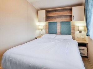 Double bedroom | Skye, Kelso