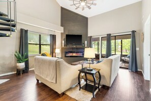 Vaulted Ceilings for a beautiful open feel with golf course views. 