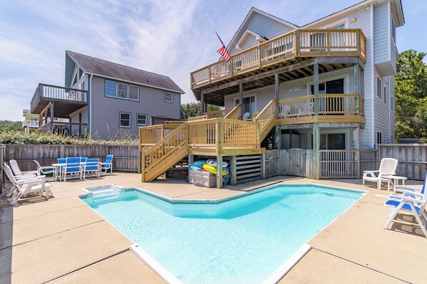 Private Pool