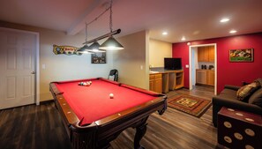 Spielezimmer